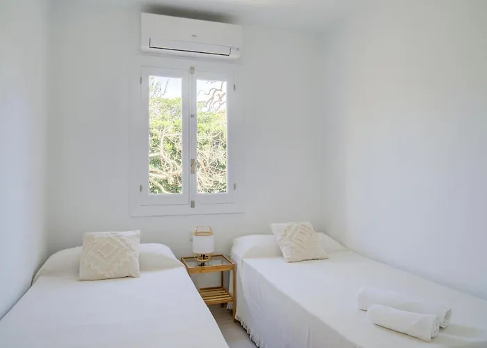 Vila Cas Buc - Con Piscina A Pasitos Del Mar Cala Blanca (Menorca)